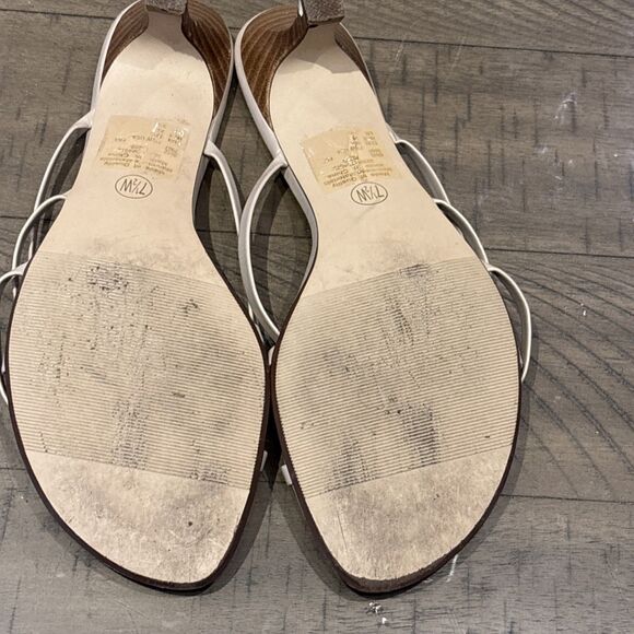 womens strappy Low kitten heel sandals size 7.5 beige cream Y2k slip on - Picture 6 of 6